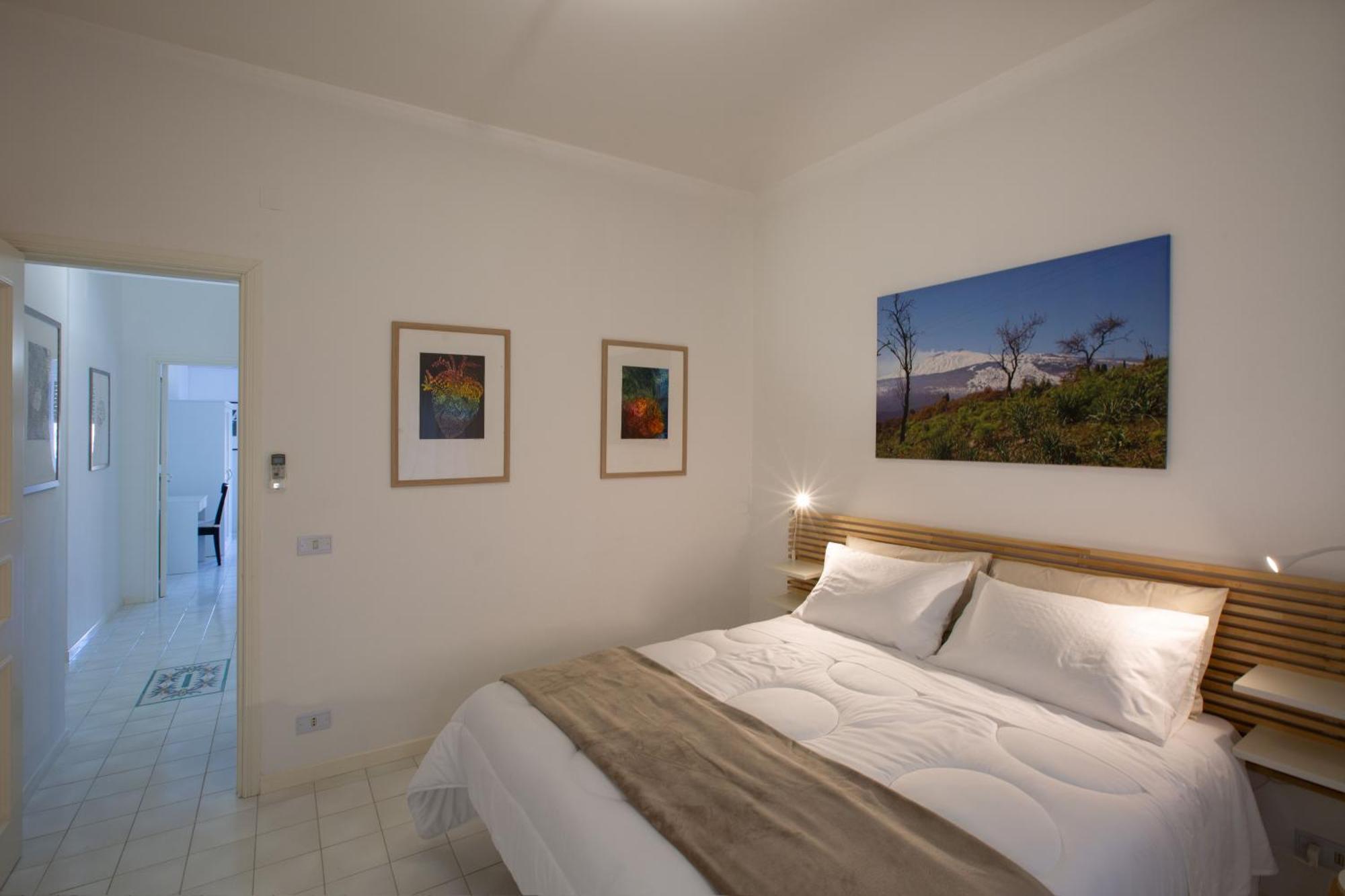Sara Guest House Таормина Экстерьер фото