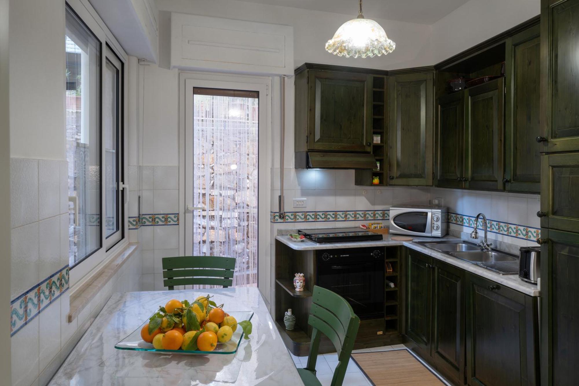 Sara Guest House Таормина Экстерьер фото